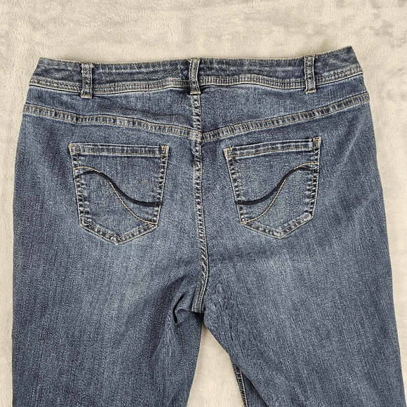 Lane Bryant Jeans Women's Size 16 Reg Straight Genius Fit - Picture 10 of 11